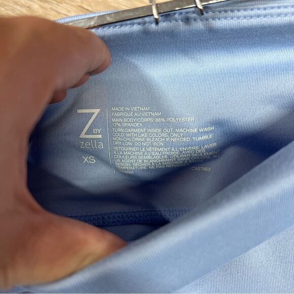 Zella‎ light Blue cropped leggings w/ side pockets - Picture 2 of 4